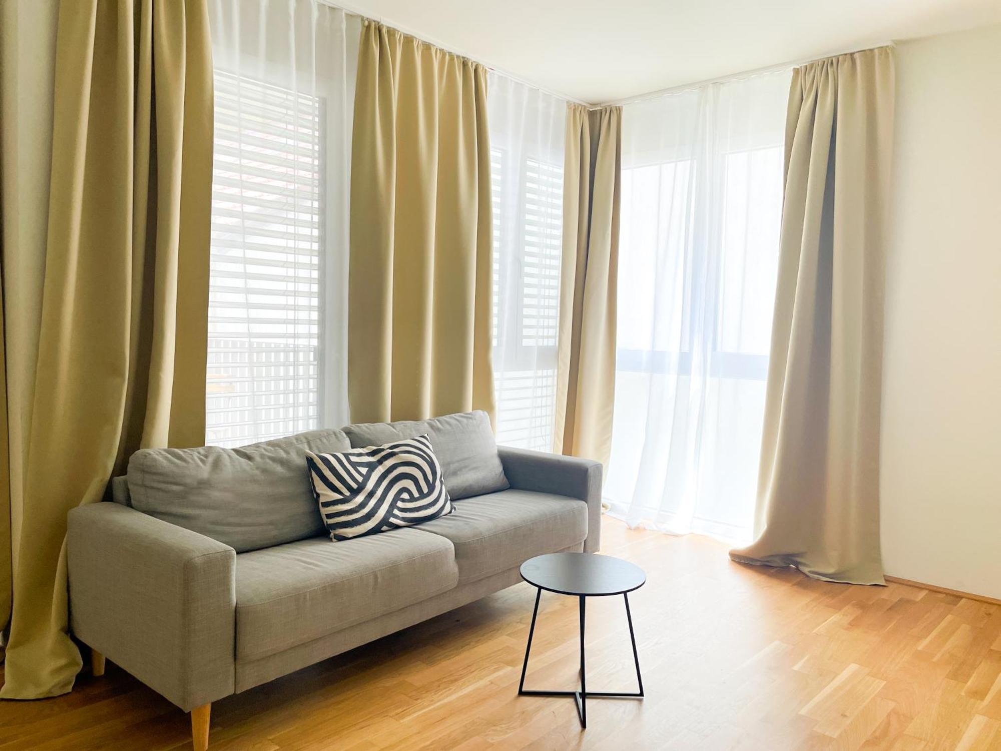 Whats-App Self-Check-In - 1Br Apartment, Near Airport,15 Min To Center Виена Стая снимка